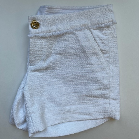 🎉HOST PICK🎉 Lilly Pulitzer white cotton/tweed/fringe shorts - Picture 7 of 14